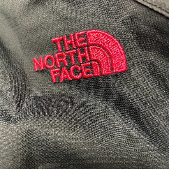 Women's The North Face Lightweight Hooded Jacket - Picture 3 of 8